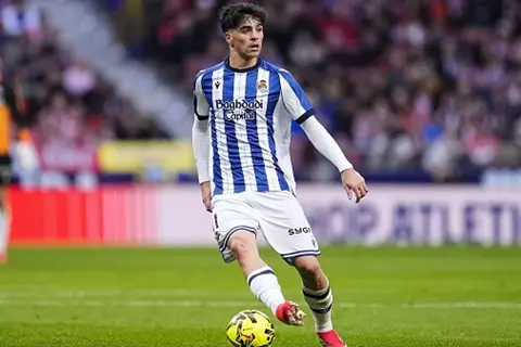 ريال مدريد يفتح خزائنه لضم لاعب سوسيداد